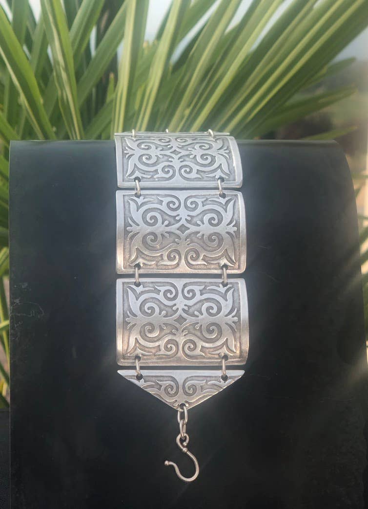 Modern Silver-Tone Ornate Panel Bracelet