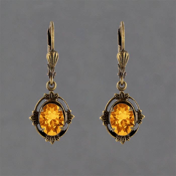 Sadie Green's Jewelry - Leaf Frame Earring