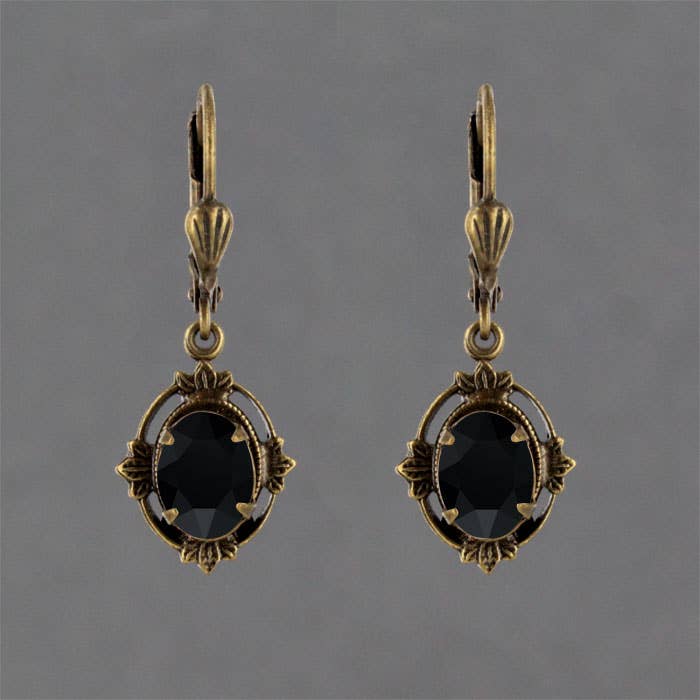 Sadie Green's Jewelry - Leaf Frame Earring