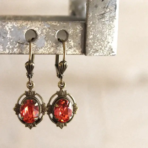 Sadie Green's Jewelry - Leaf Frame Earring