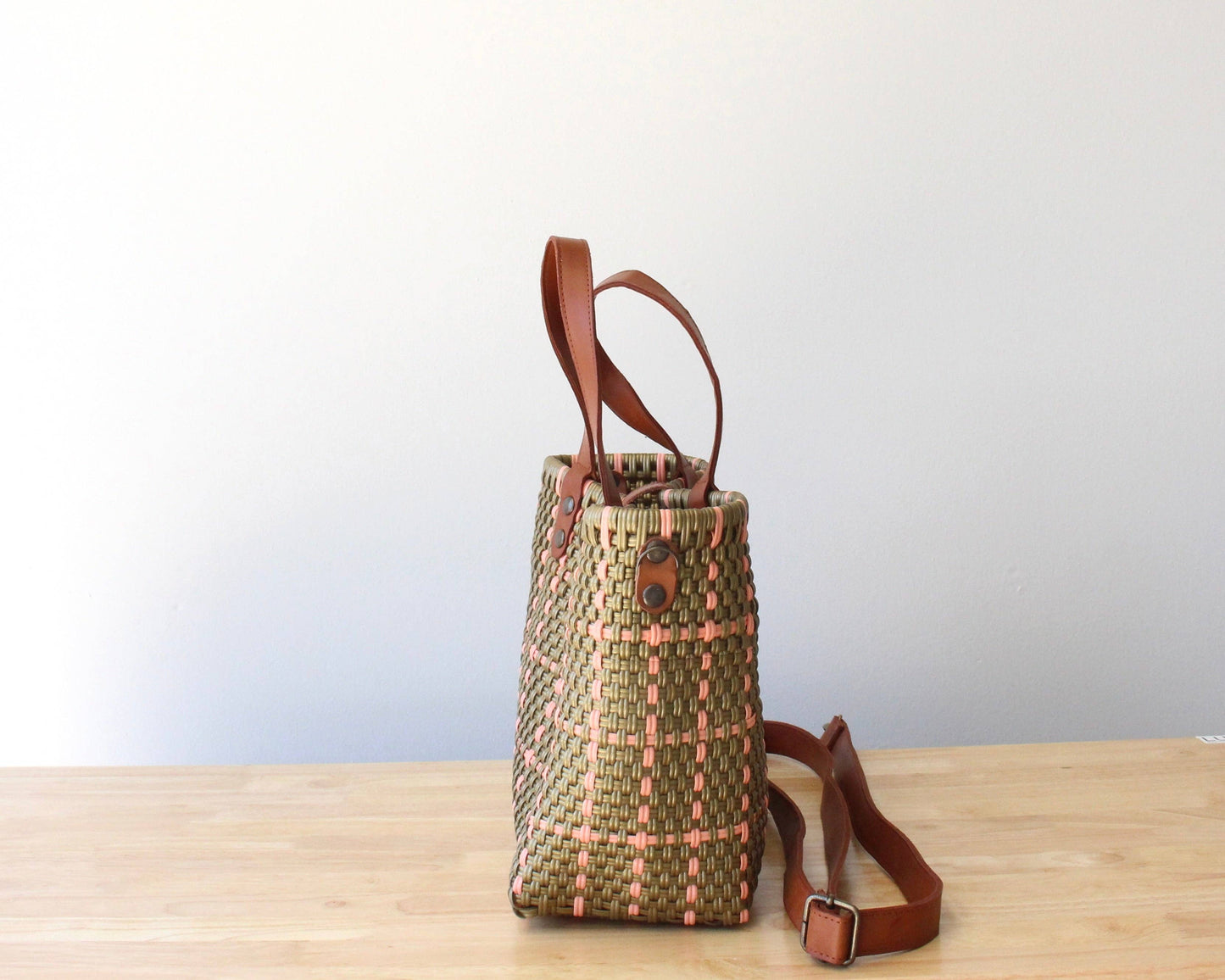 MexiMexi - Gold & Pink Handwoven Purse