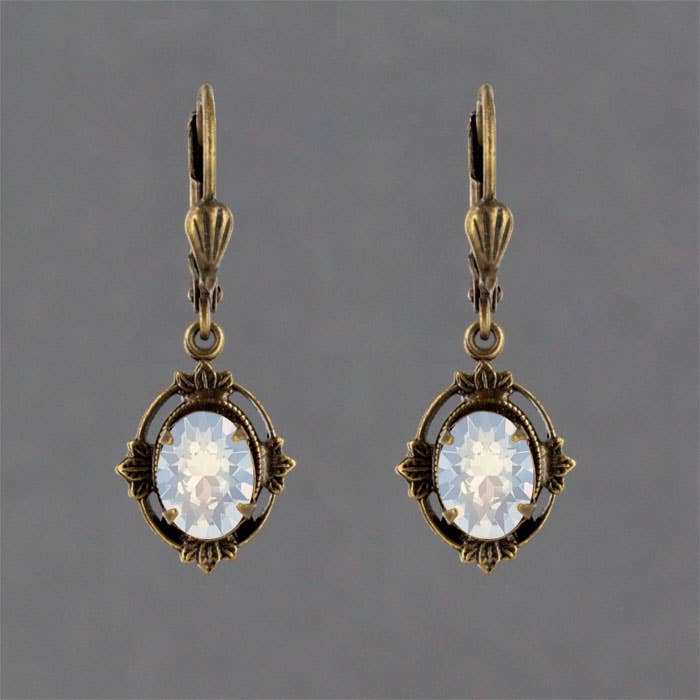 Sadie Green's Jewelry - Leaf Frame Earring