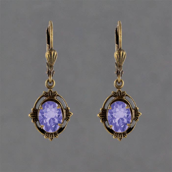 Sadie Green's Jewelry - Leaf Frame Earring